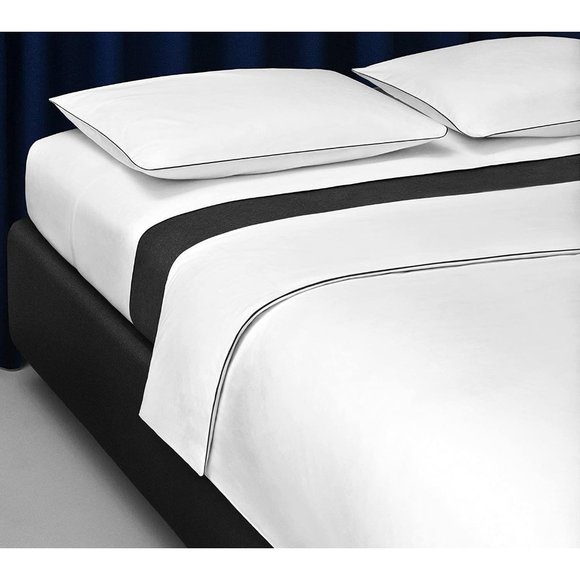Calvin Klein Home Series Pillowcases Standard Pair - Picture 1 of 7